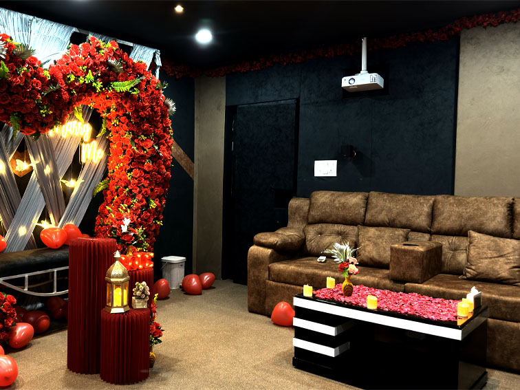 ROMANTIC SHOW