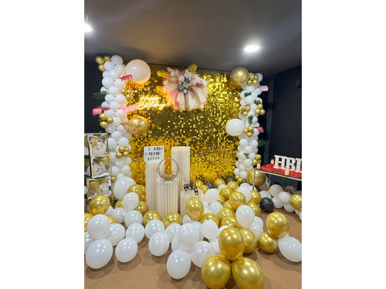 GOLD SHOW